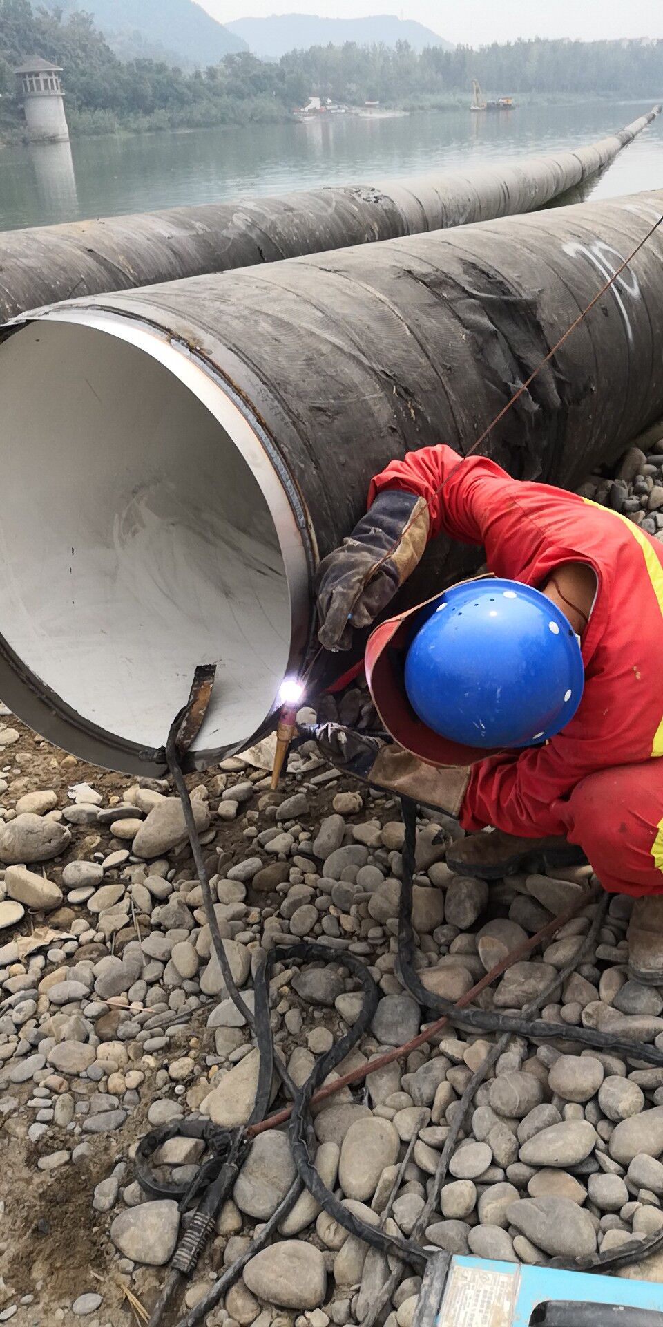 哈爾濱河北省水下安裝供水管道